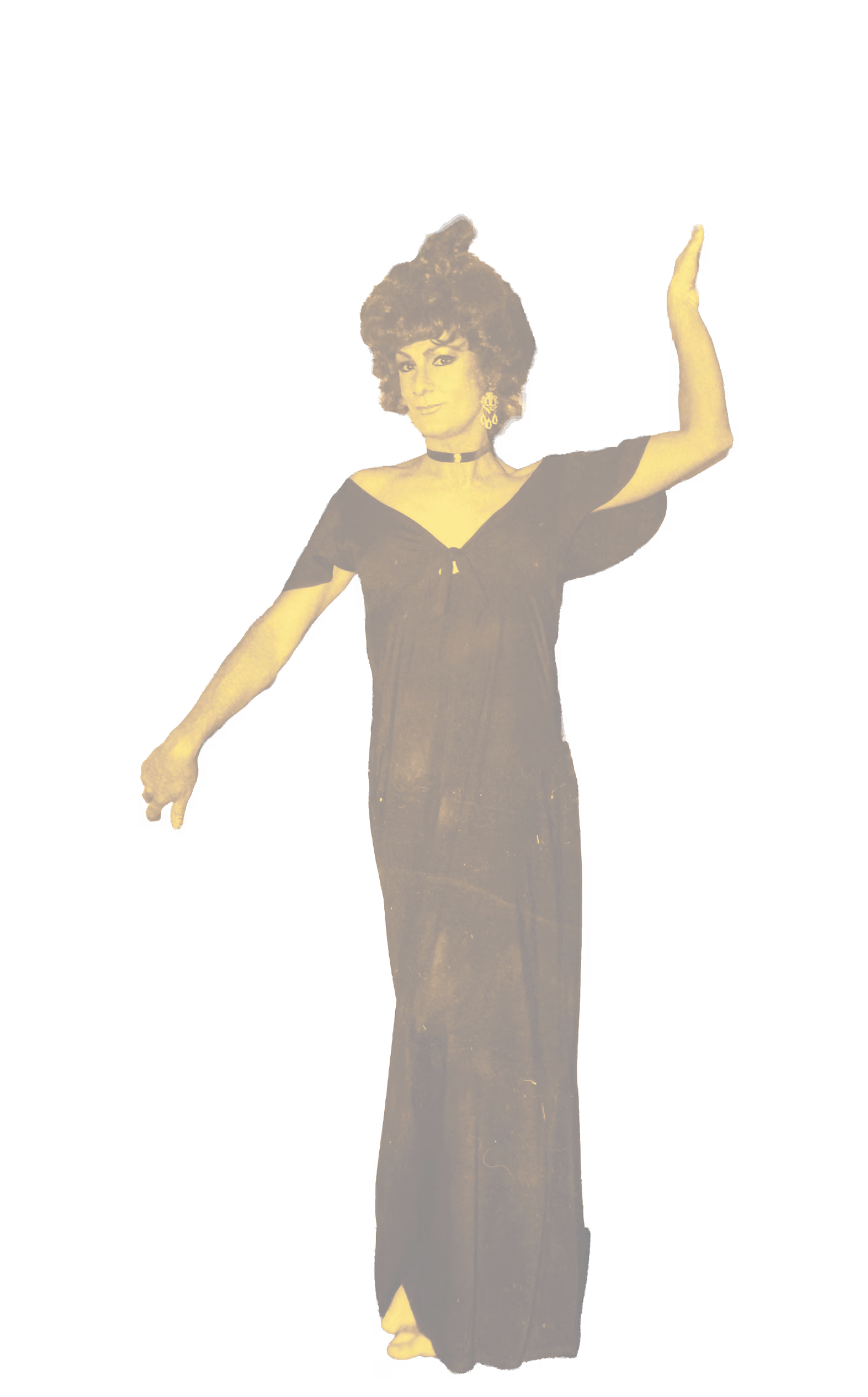 Dame Sybil von Thornedyke performing